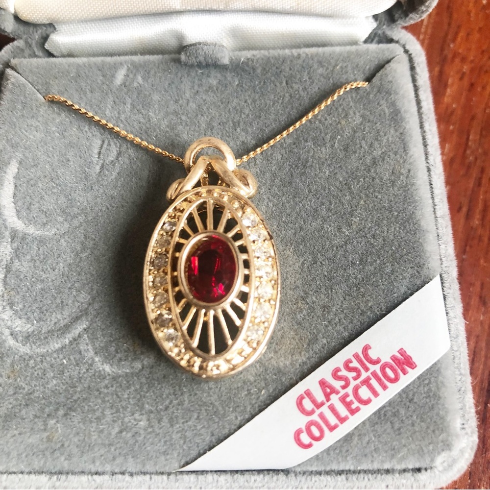 Giovanni Austrian Crystal Vintage Necklace